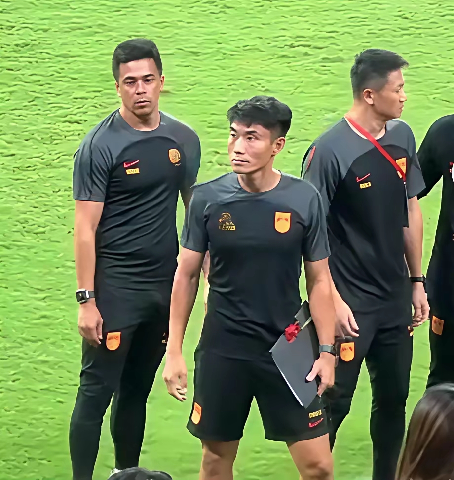 爱游戏首页 -集结日足总杯传出新动向,罗马内部沟通,管理层表态:更衣室稳定,年轻球员得到机会(足总杯几轮比赛)