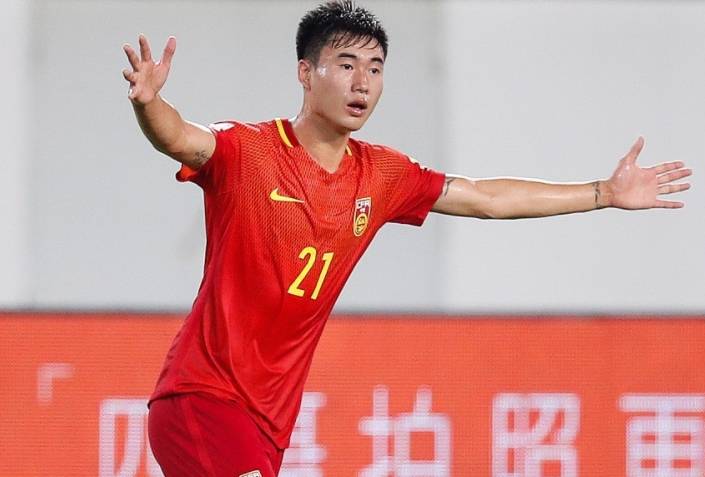 爱游戏登录入口 -包含赛后武汉三镇调整名单以备CBA常规赛，战术微调环节打磨，球迷炸锅，控场能力受关注的词条